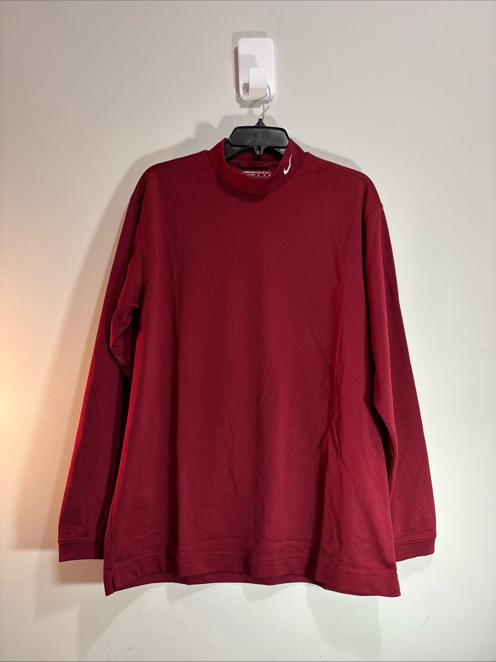 Nike Men’s Long-Sleeve Mock Neck Shirt - Maroon. 1345